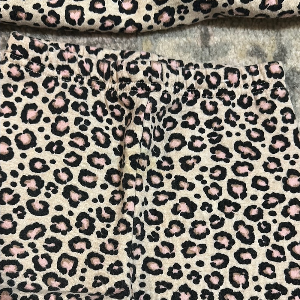 Leopard Print Kids Matching Set - Picture 4 of 5